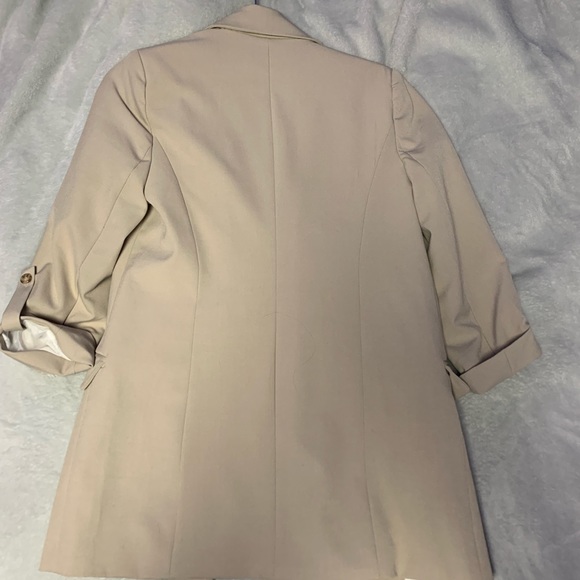 Beige blazer - Picture 2 of 2